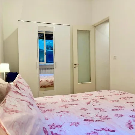 Apartment Beachfront E Parking Il Nido Sul Mare *